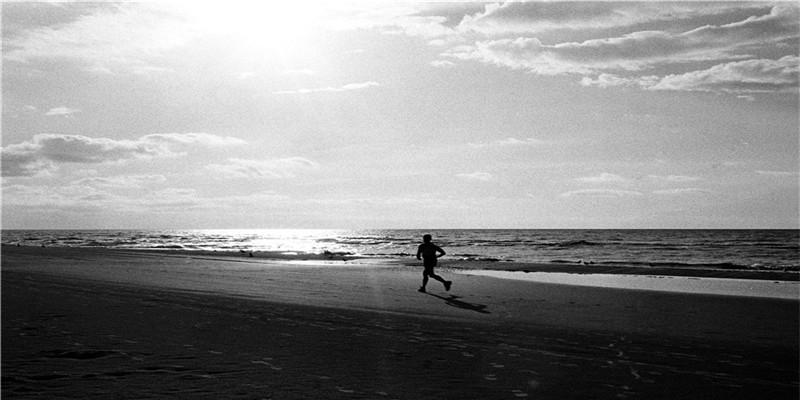 48年属鼠女命运(2015年十二生肖的健康运势)