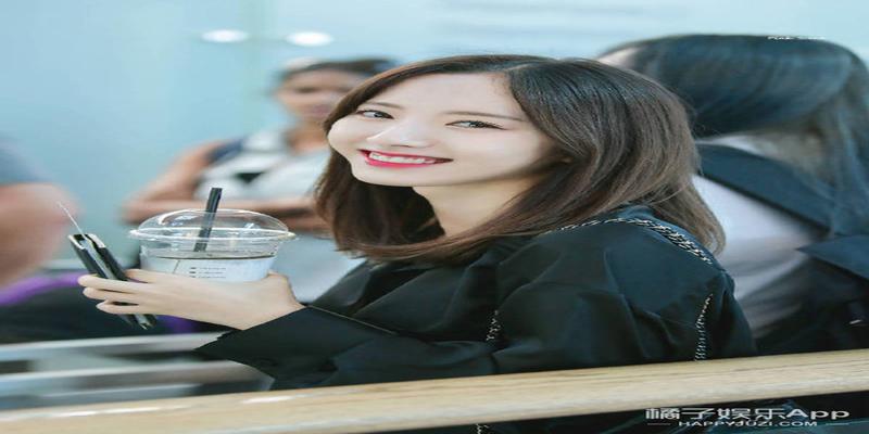 韩女团否认恋情被打脸？站姐算命大师争相放锤，上综艺差点说漏嘴