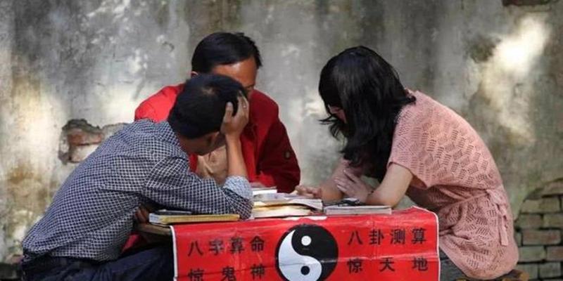 京郊算命先生“王半仙”，利用迷信骗财骗色，最终难逃法网