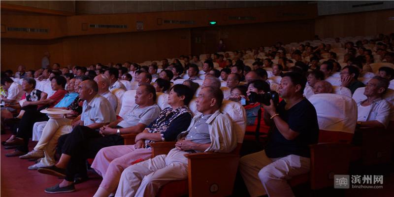 “周末戏相逢” 上演传统吕剧《状元与乞丐》