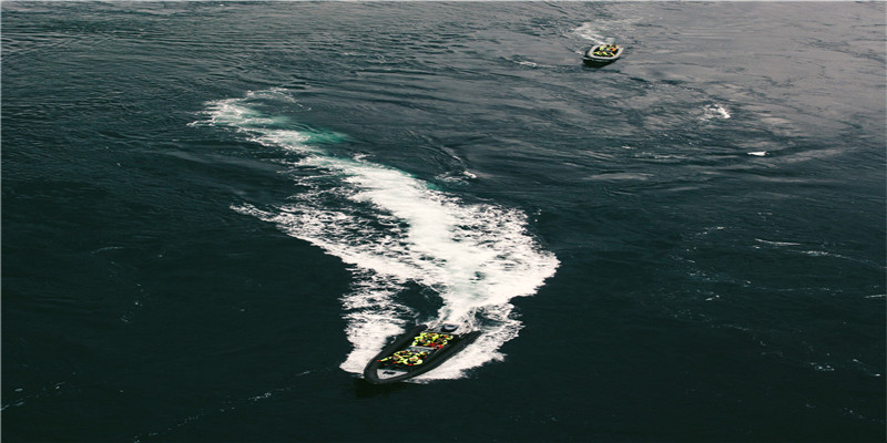 分手前深情款款,分手后撕破脸,这些明星,有人甚至闹到惊动警方