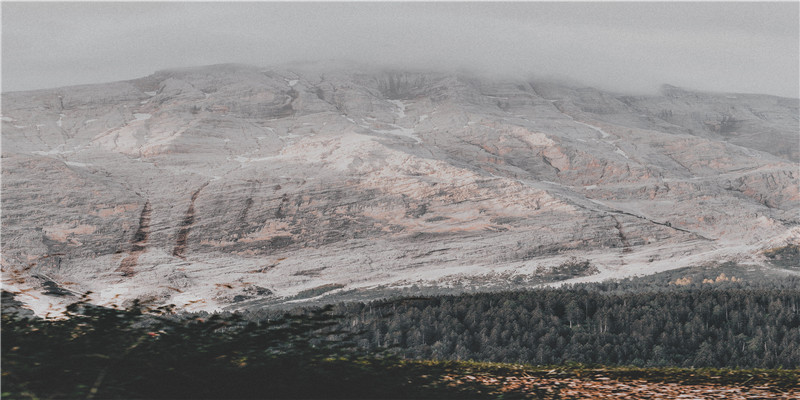 74年属虎的本命佛是什么(每个生肖都有自己的本命佛)