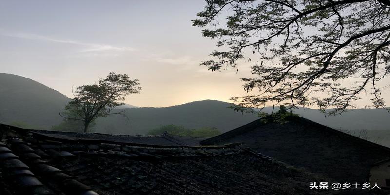 什么叫太阳到山？老人说：“太阳不到山，四季不得安”，啥意思？