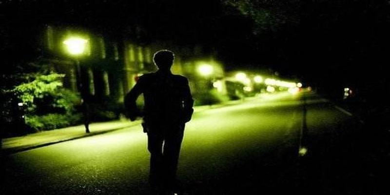 八字带孤恋是什么意思(命里呈现这五种凶煞)