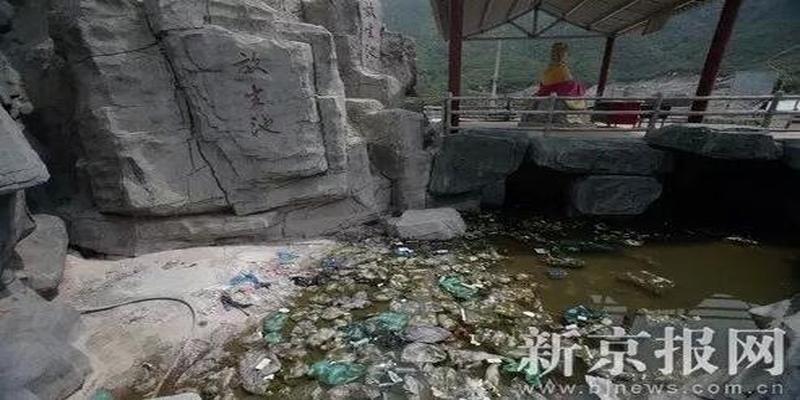 每年收入近千万,奶奶孔子耶稣都供 | 河北奶奶庙的“生意经”