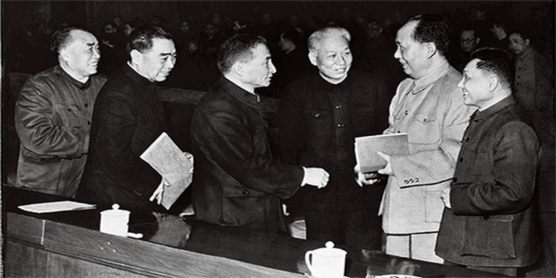 新中国经济70年·三年困难时期与经济调整恢复｜亲历者谷牧：八字方针：“大跃进”后调整政策