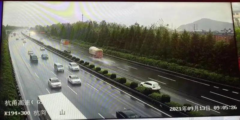 “灿都”凶猛,浙江连发25条红色预警!杭城早高峰堵到崩溃!此地已掀起狂风巨浪