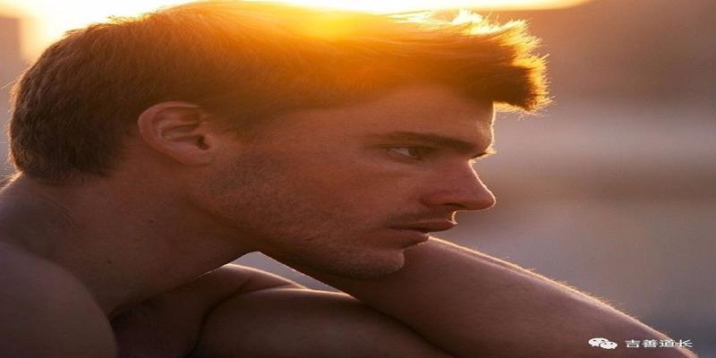 2018年恋爱的八字(究竟桃花运是好是坏)