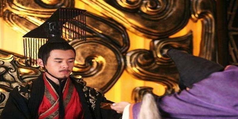 汉景帝欲秀吴痛针灸，妃子因来大姨妈偷换侍女，为大汉续命200年