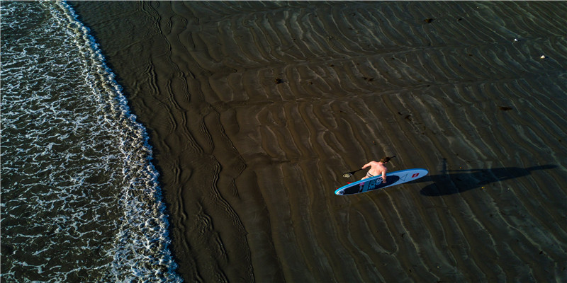 梦到好久不见的人(梦见和多年不见的朋友相遇是什么意思)