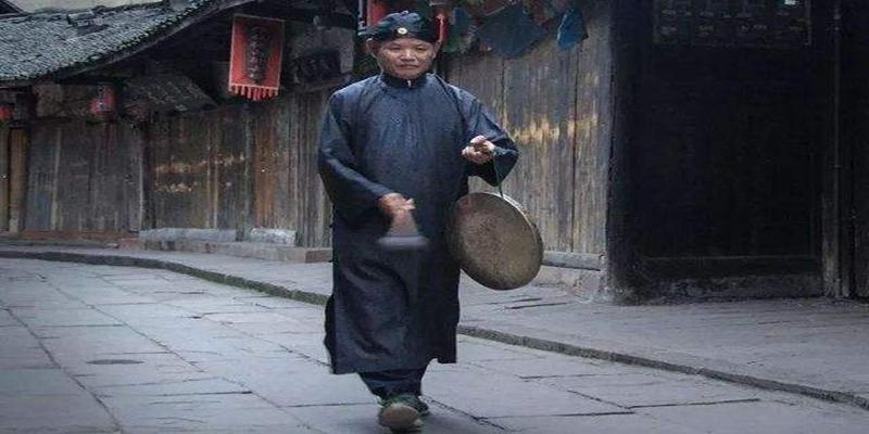 乞丐行中有一个“肥差”,就是去打更,为何这个行当一般人做不了