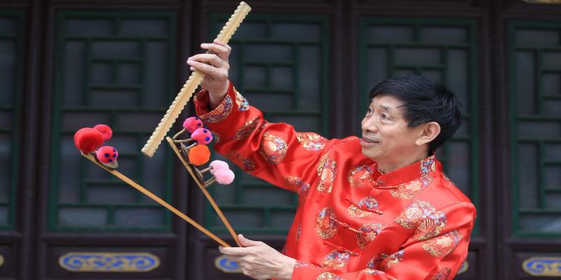 沈阳神乐器“仨拉击”只有一个人会玩