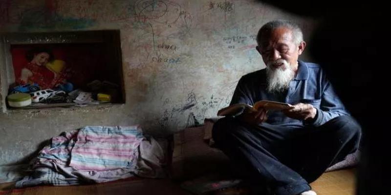 山西8旬老人痴迷易经45年，占风水宝地参悟天机，如今活成啥样？