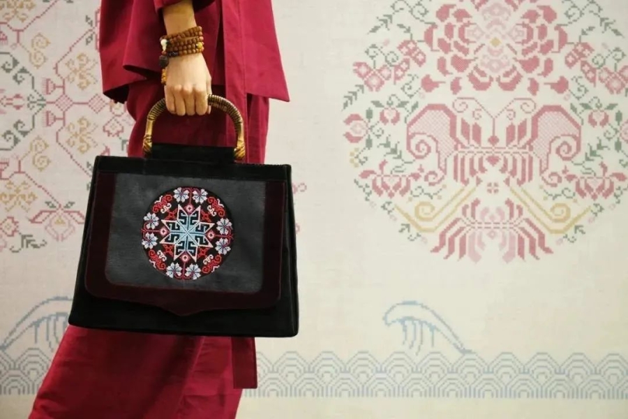 罗泾十字挑花:小挑花,大内涵