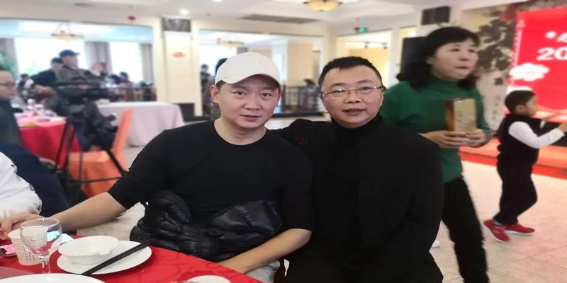 还记得周易三宝吗？张晋披荆斩棘翻红，于波跑龙套，周易没落始末