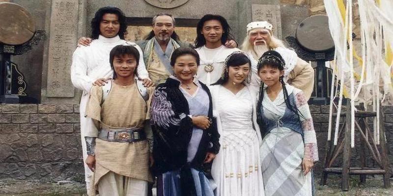 还记得周易三宝吗？张晋披荆斩棘翻红，于波跑龙套，周易没落始末