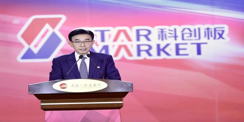 中国在芯片刻蚀机领域不怕封锁，全靠这位77岁仍在研发一线的老人
