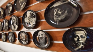 拆字算卦免费(在蛋壳上雕刻)