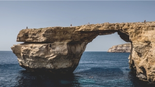 85年什么命五行属什么(12大生肖有些人一辈子过的极为艰苦的生肖)