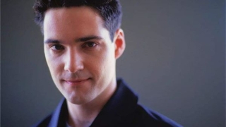 男人不同的额头形状看事业运发展(额头面相学)