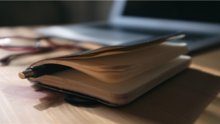 单身者梦见自己被表白(不俗套的表白)_重复