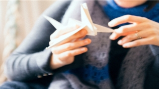 脸上痣成北斗七星图解(此人天生有7颗黑痣)