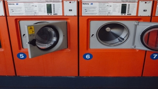 财源广进的意思(农村俗语“葫芦压窗财源滚)