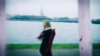 男人苦命痣长在哪里(女人此处有痣)