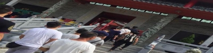 路上遇到算命非要给我看面相(老板过来找算命先生给自己看命)
