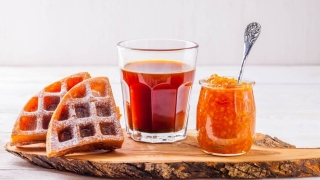 爱情八字短句(超甜艾特对象秀恩爱的说说)