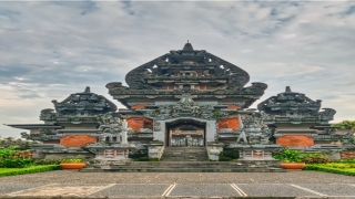 八字精准批算易经免费祥安阁(夫妻同床甜蜜恩爱的风水)