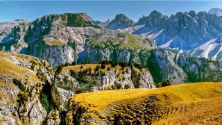 带钅旁好听的女孩名字(女孩取啥名字好听)