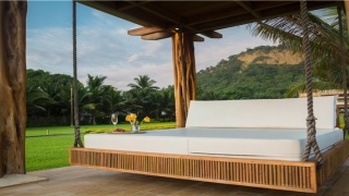 50岁女人梦见自己生了儿子(梦见吸毒的人毒瘾发作)_重复