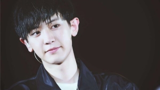 额头窄的人面相(面相 断眉)