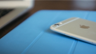 梦到车没人驾驶且失控(梦到失财严重)