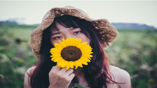 梦到看见杀人(梦到看见别人拿刀捅人)